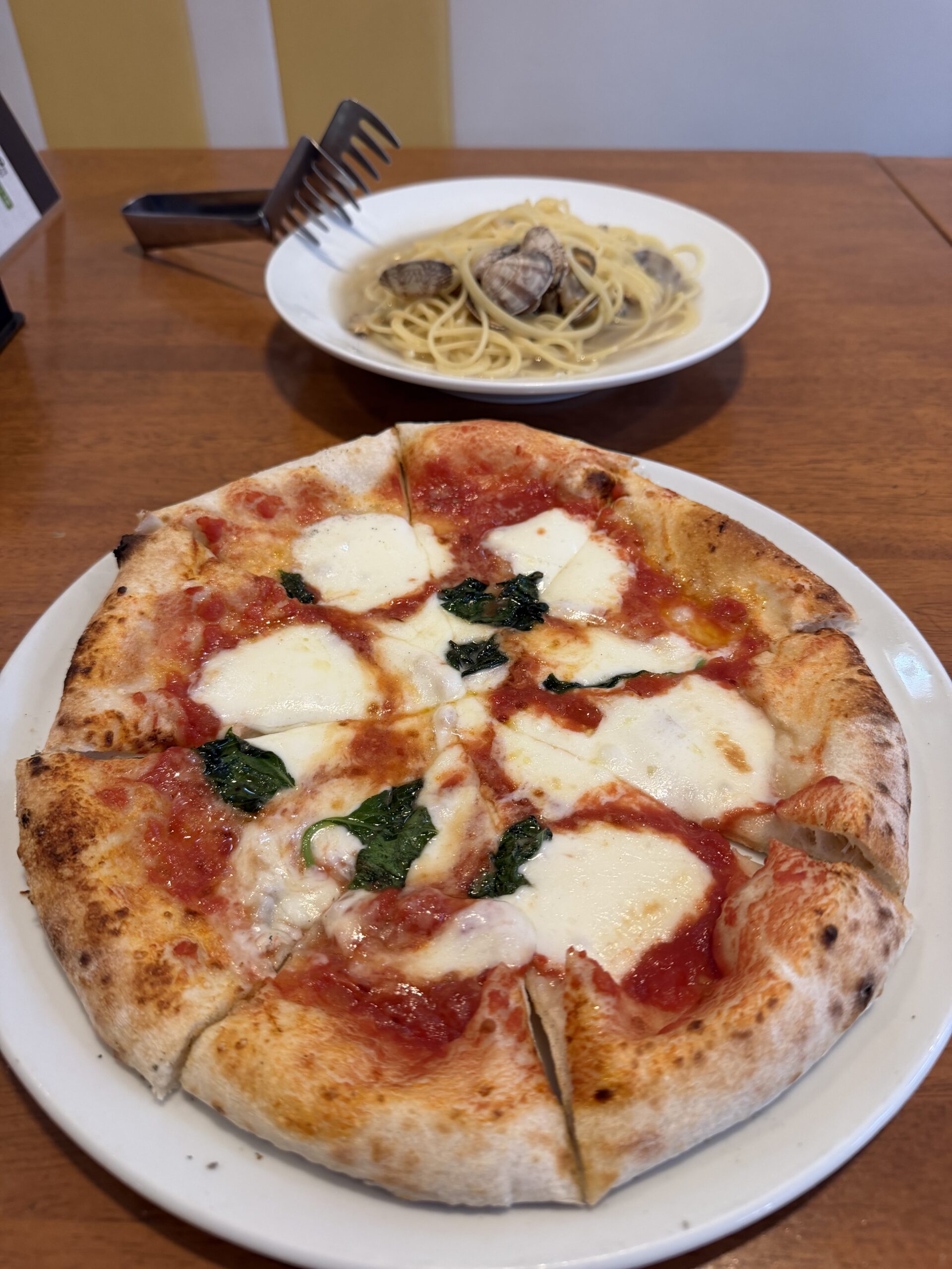 カプリチョーザのピザ